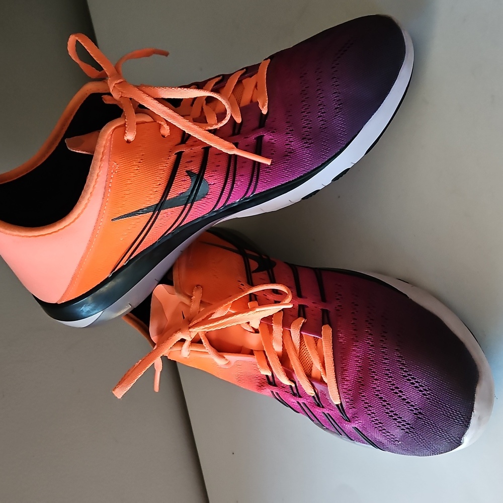 NIKE FREE TR 6 WOMEN'S OMBRE PURPLE ORANGE SPECTRUM TRAINING SNEAKERS sz 8